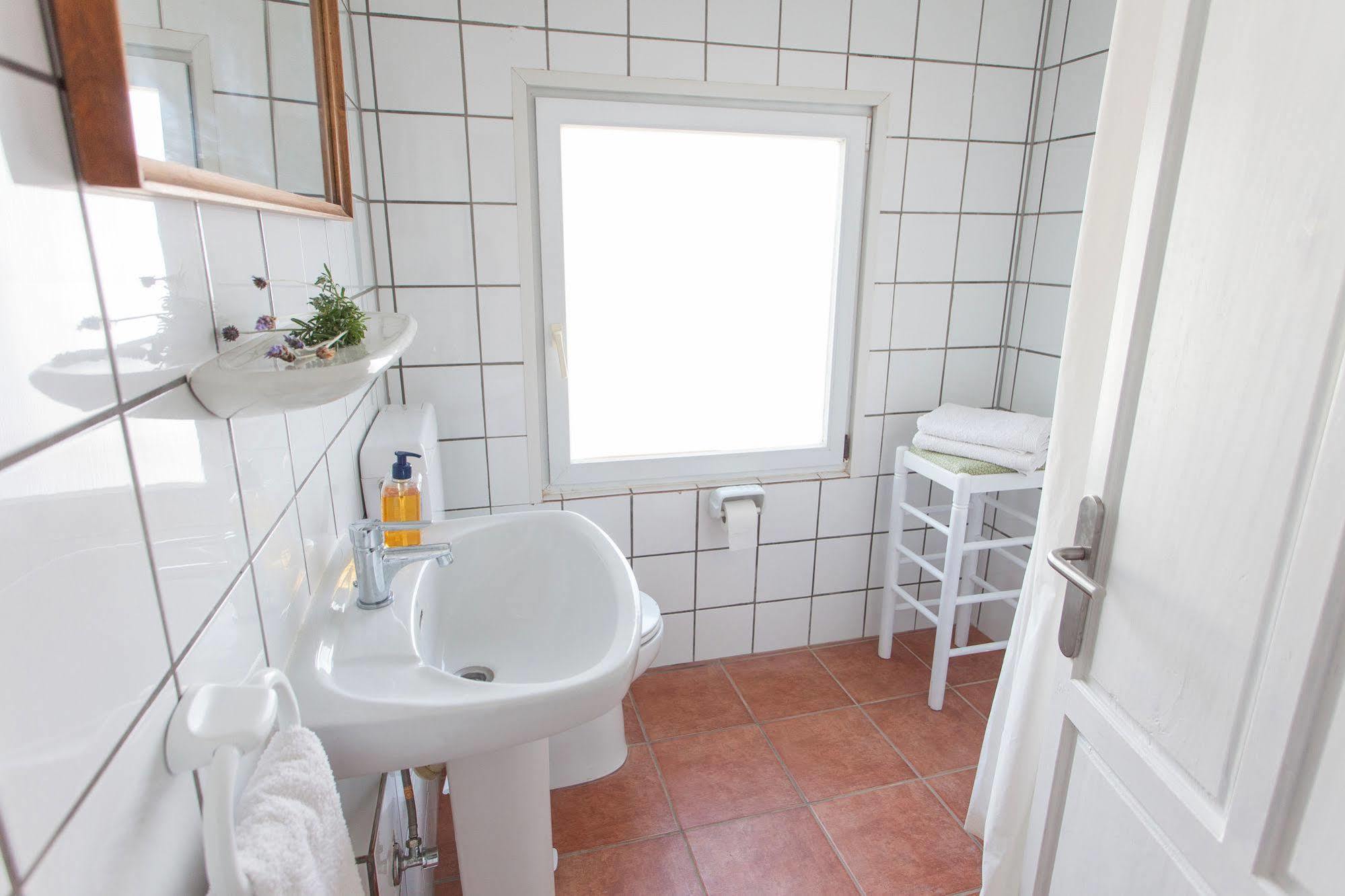 Cosmos Grand Hostal Sant Francesc de s'Estany エクステリア 写真