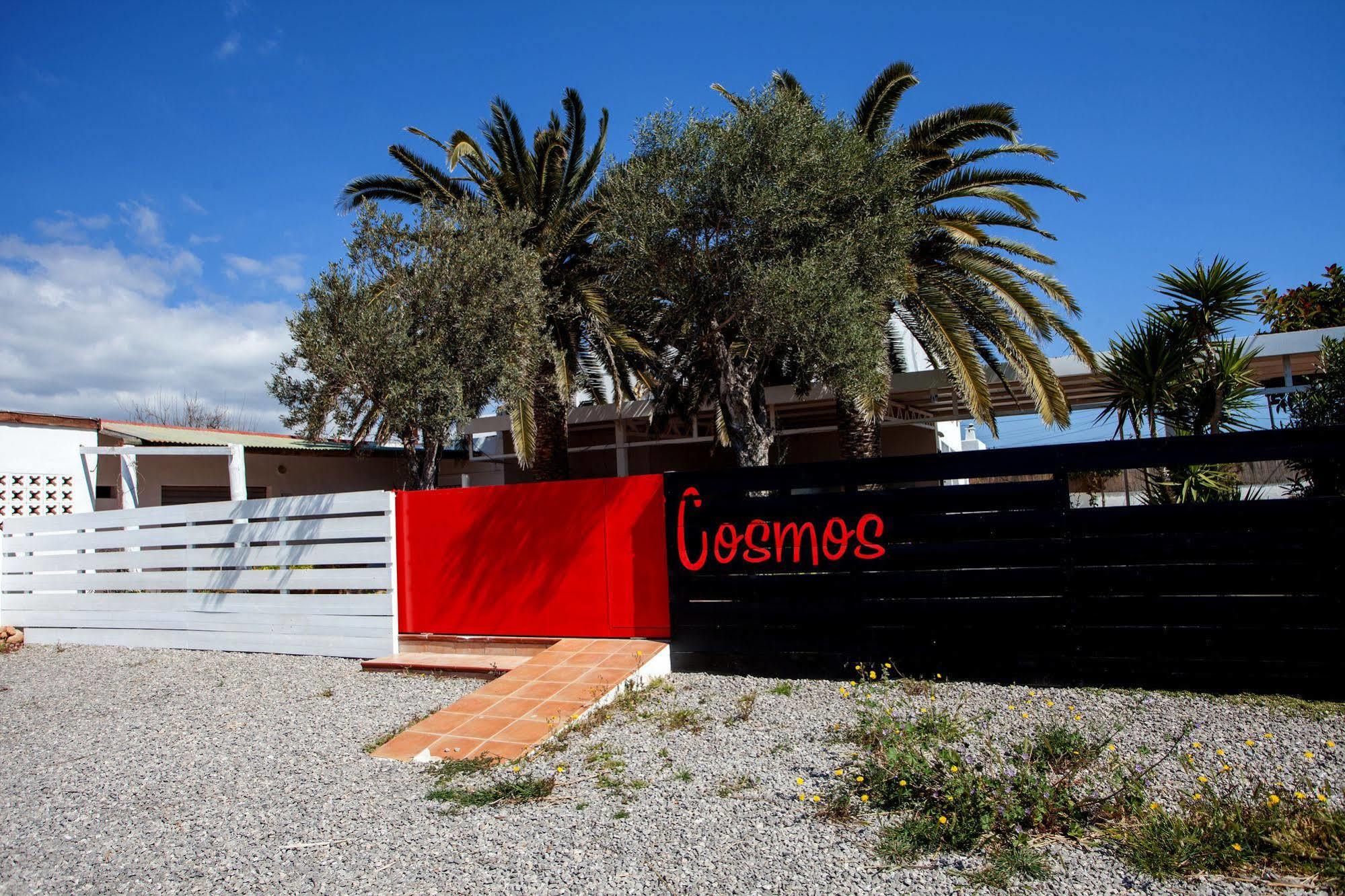 Cosmos Grand Hostal Sant Francesc de s'Estany エクステリア 写真