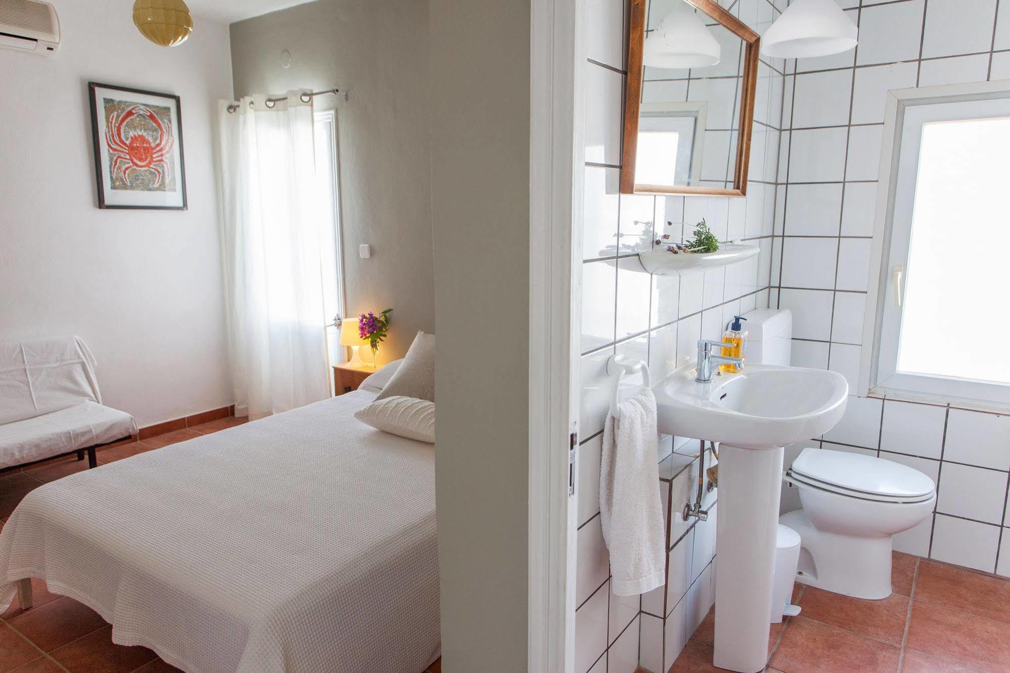 Cosmos Grand Hostal Sant Francesc de s'Estany エクステリア 写真